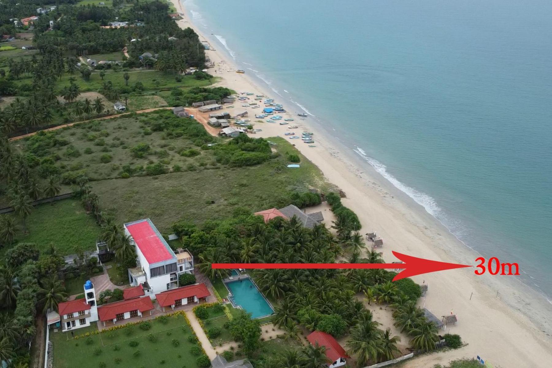 Nn Beach Resort & Spa Nilaveli Exteriör bild